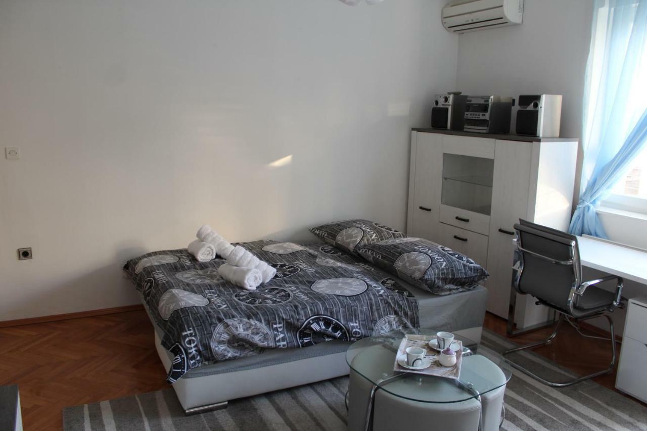 Cozy Apartment Mihaela With Balcony, Near Park Marjan & Old Town - Quiet Neighborhood Split Kültér fotó